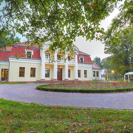 Dwor Slupia Hotel Zarzecze  Buitenkant foto