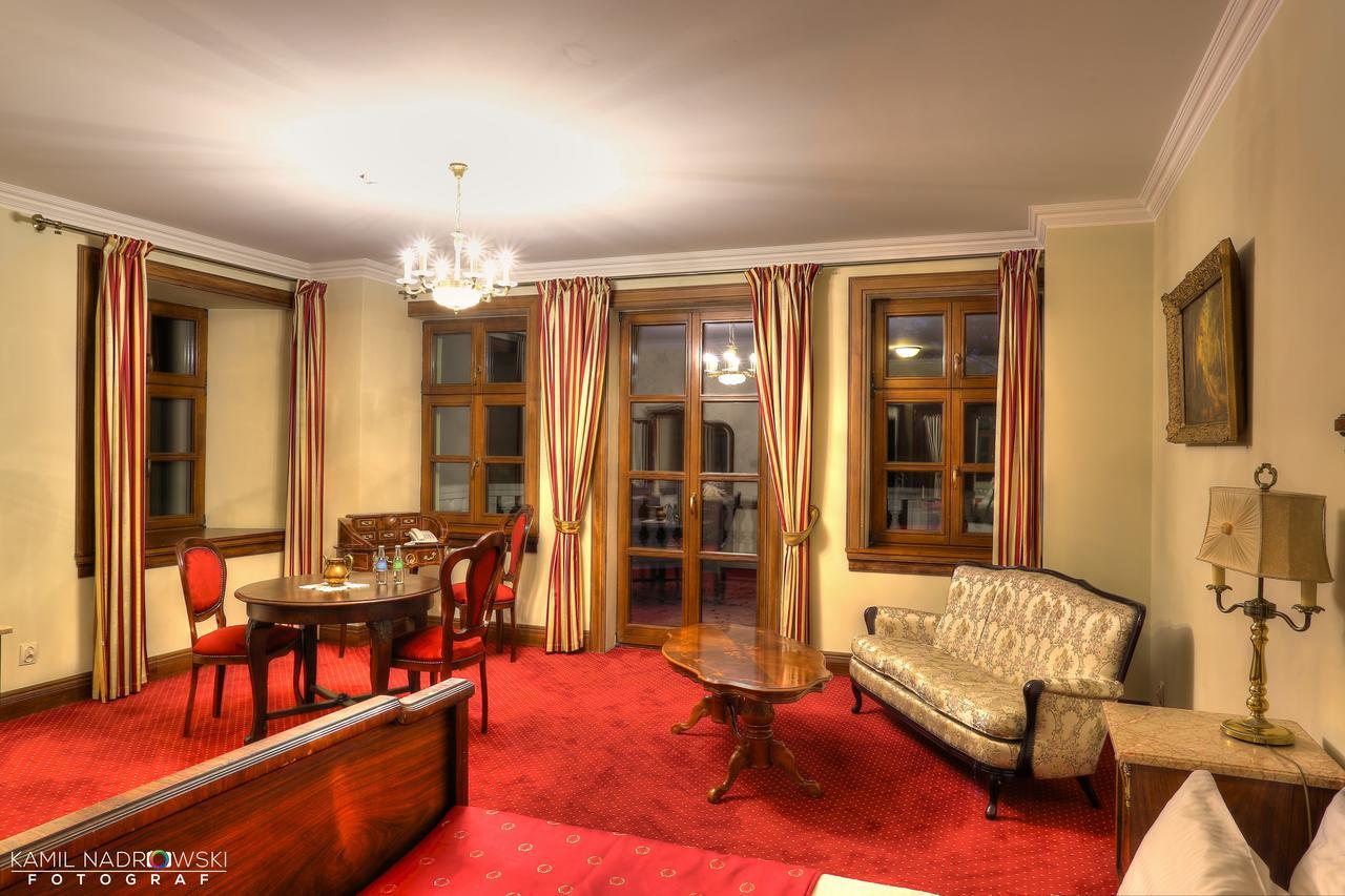 Dwor Slupia Hotel Zarzecze  Kamer foto